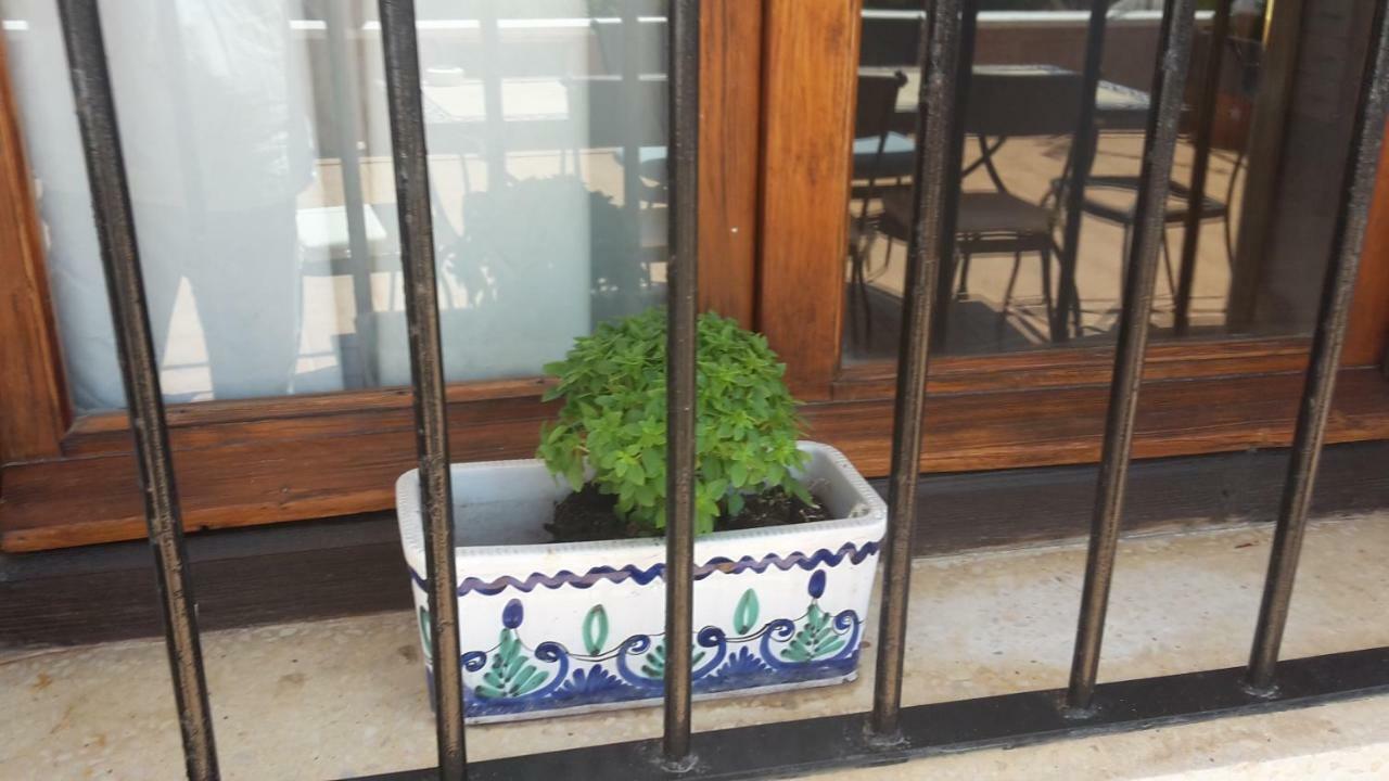 Bravo 24 Apartment Фуeнхирола Екстериор снимка